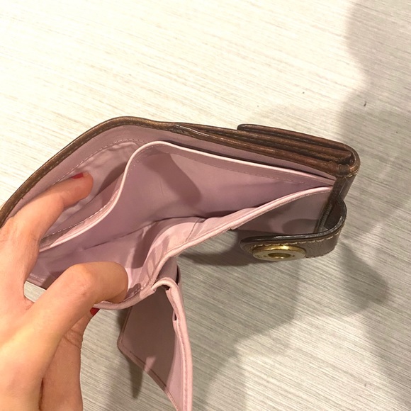 Coach Womens Brown Leather Gold hardware Wallet - Picture 7 of 7